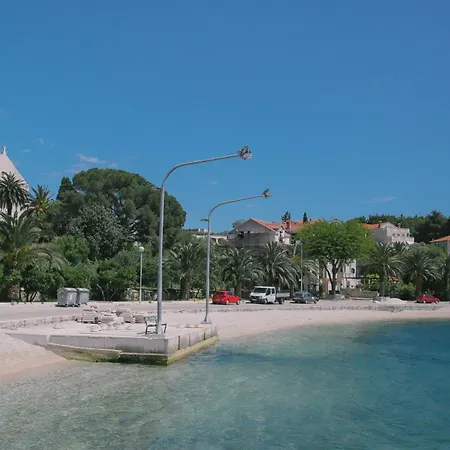 By The Sea Sumartin, Brac - 17090 *